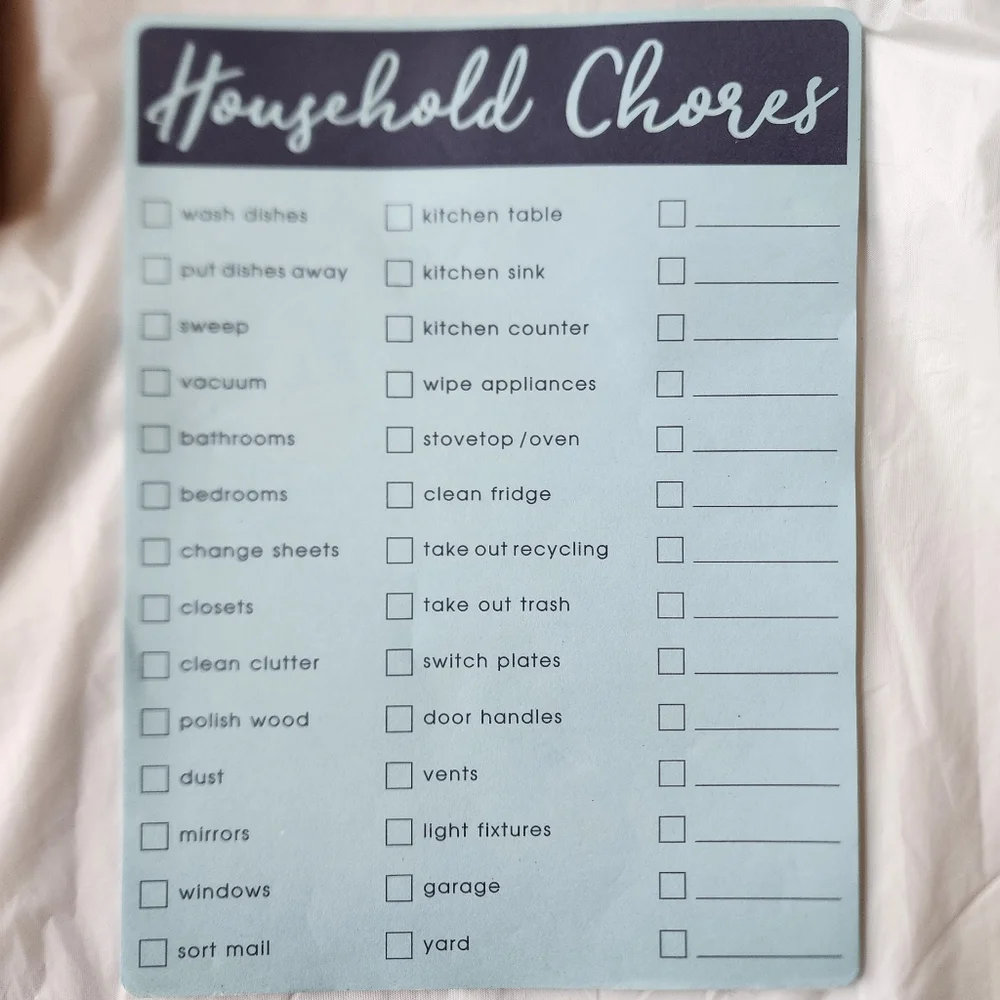 Bundle-One Minute Organizer, Handy Hints, 101 Ways to Clean Out Clutter Books - Picture 10 of 11